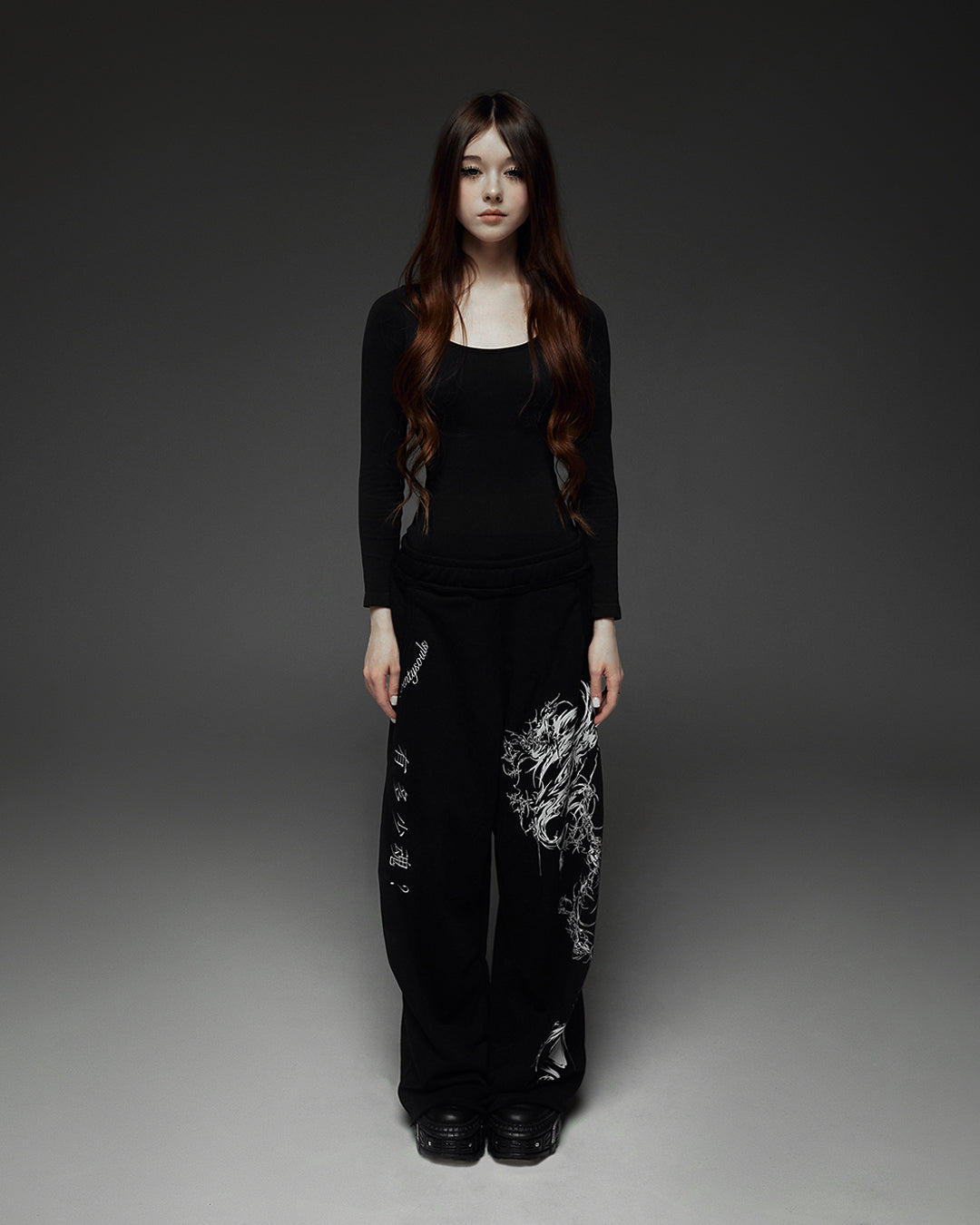 "DRAGON LAGOON" SWEATPANTS